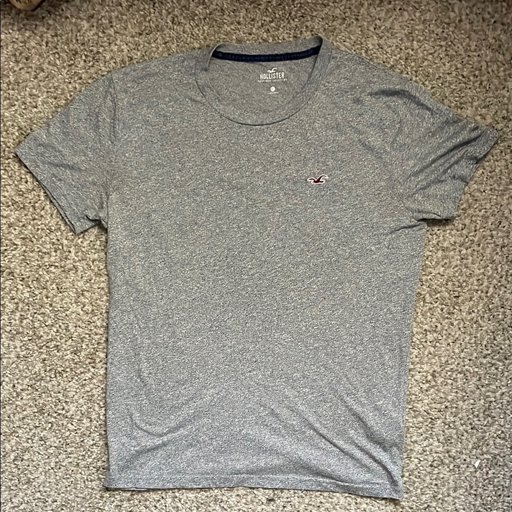 Iconic Hollister Gray Short Sleeve Tee Classic Crew Neck